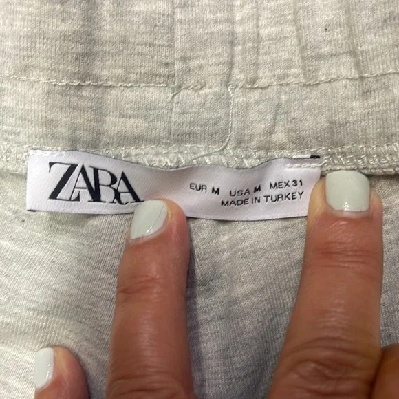 Zara Medium Mens Shorts Gray - Picture 3 of 3